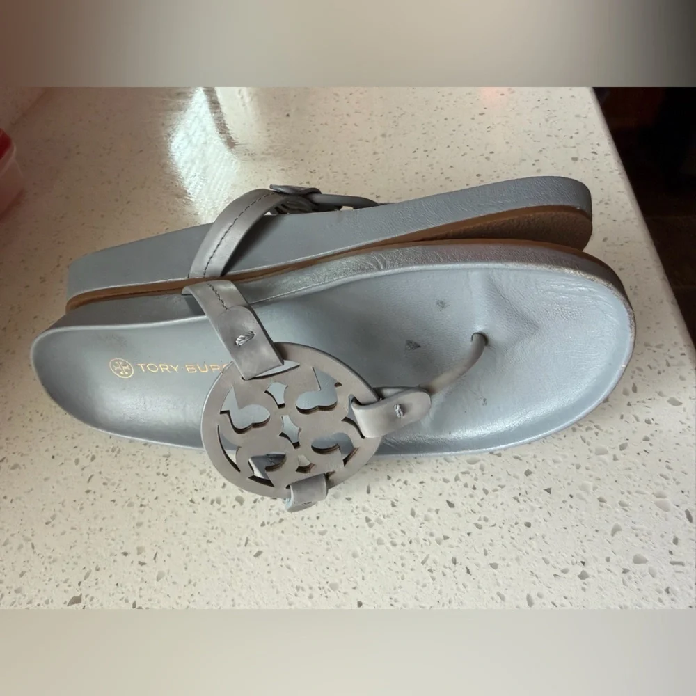 Tory Burch Light Gray Miller Thong Sandal with Logo 9.5